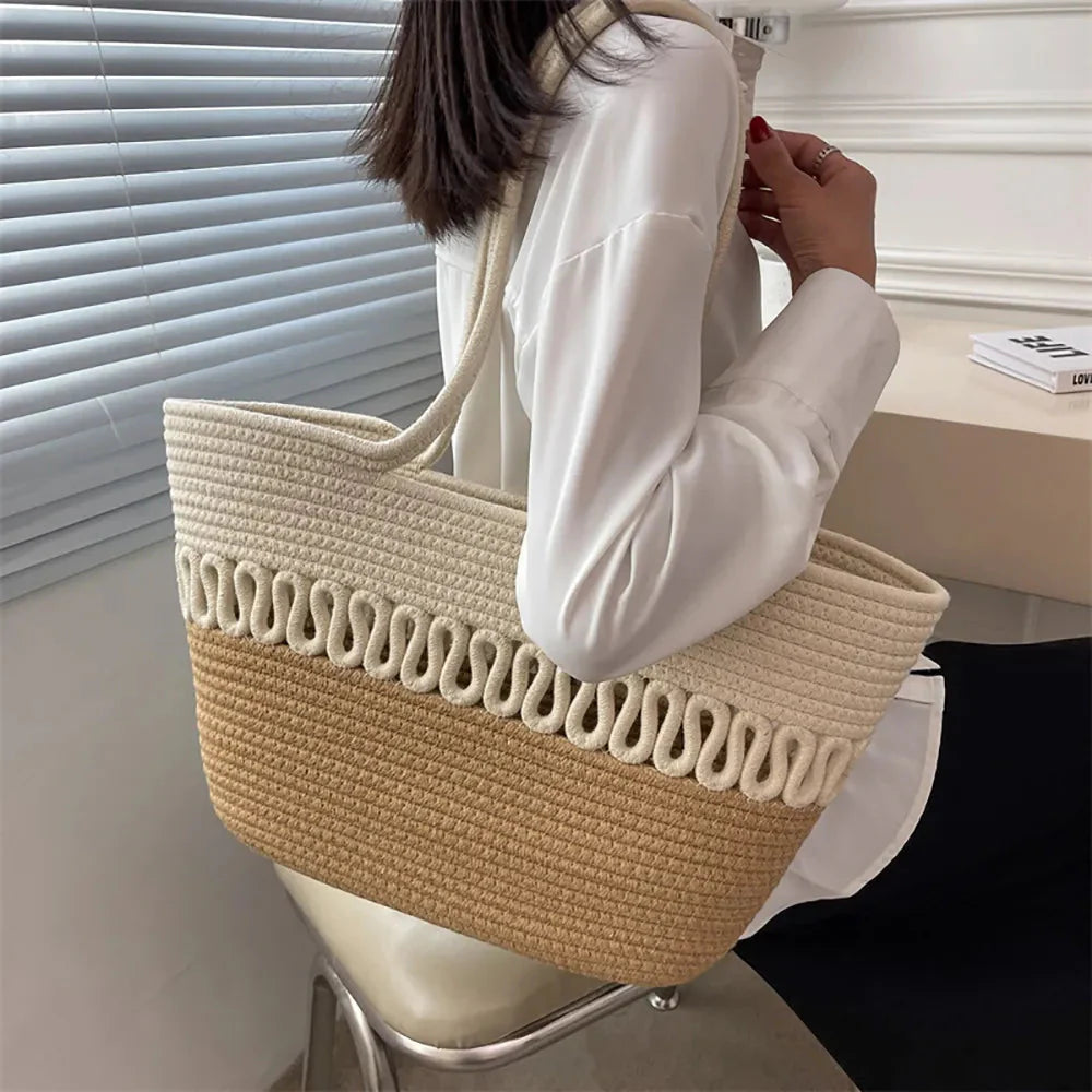 Beach Tote Bag – Spacious & Stylish for Summer Days