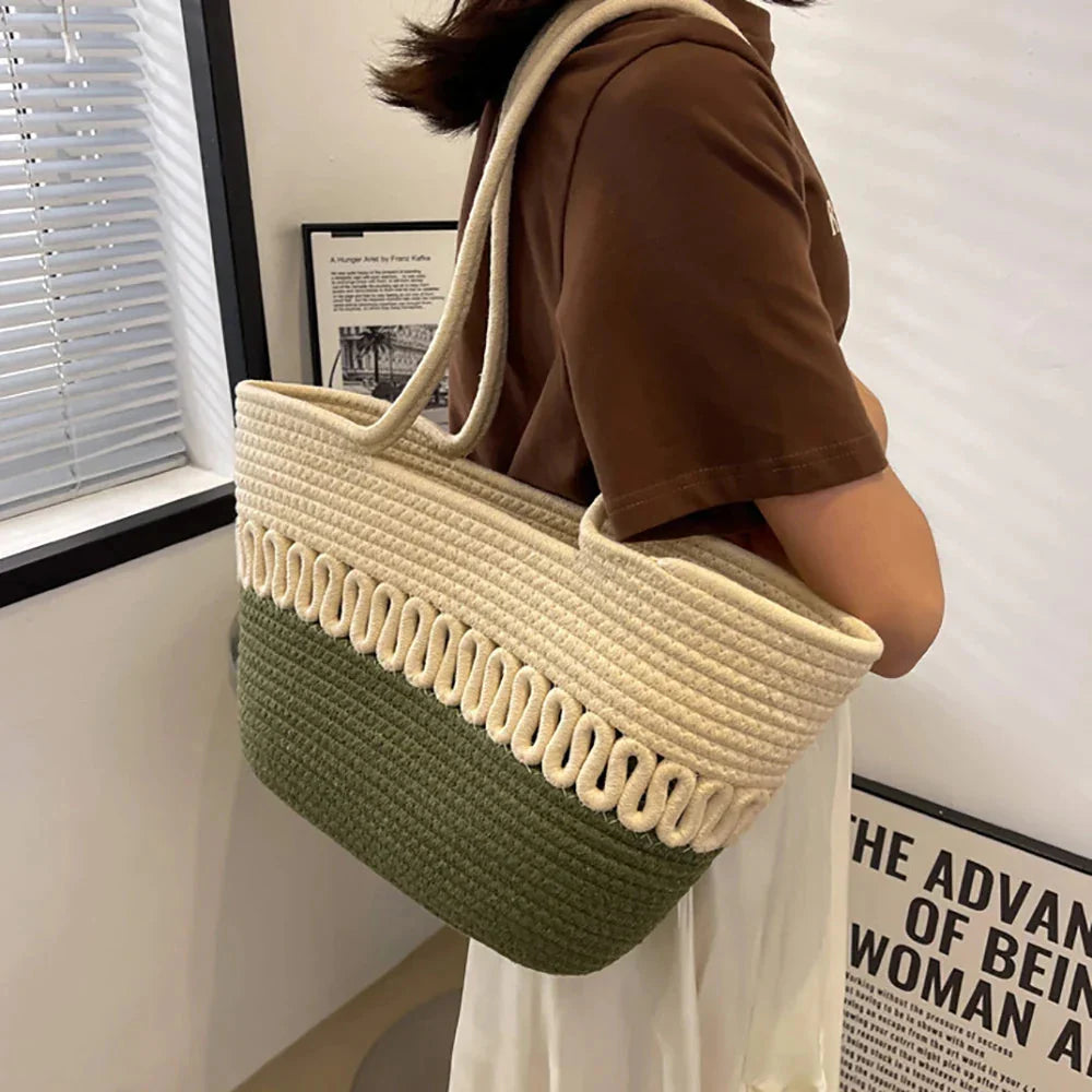 Beach Tote Bag – Spacious & Stylish for Summer Days