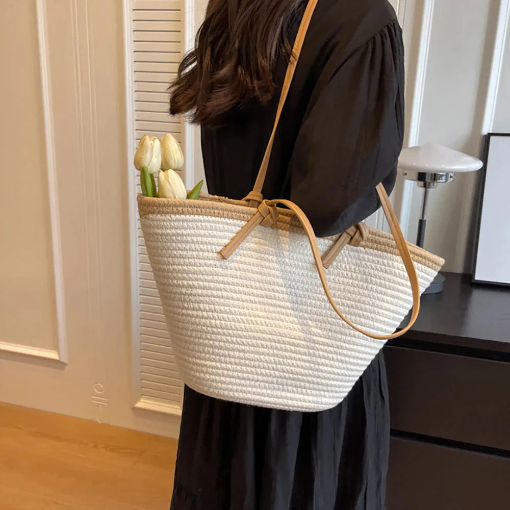 Beach Tote Bag – Spacious & Stylish for Summer Days